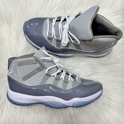 JORDAN RETRO 11 | GRIS c/ suela AZUL
