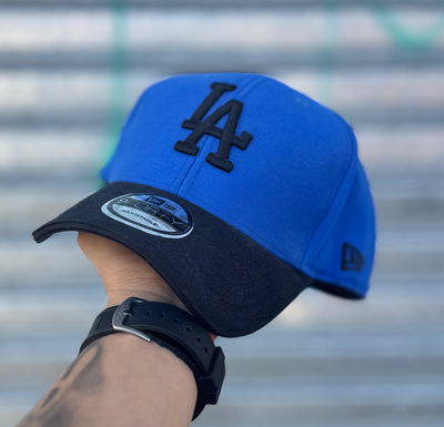 Gorra LA Regulable Curva | AZUL c/ NEGRO