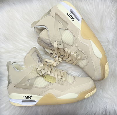 JORDAN RETRO 4 | BEIGE