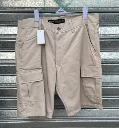 Bermuda Gabardina | GRIS