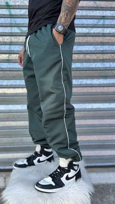 Pantalon Rompeviento | VERDE