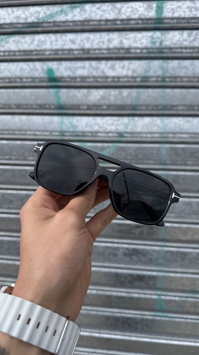 Lentes c/ hueco | NEGRO c/ detalle PLATEADO