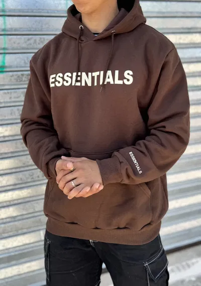 Buzo Essentials | MARRON