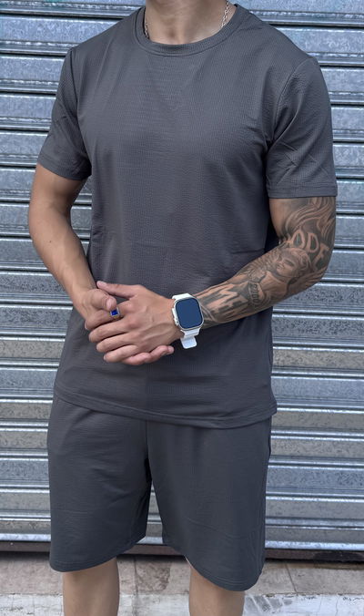 Conjunto Essentials | GRIS