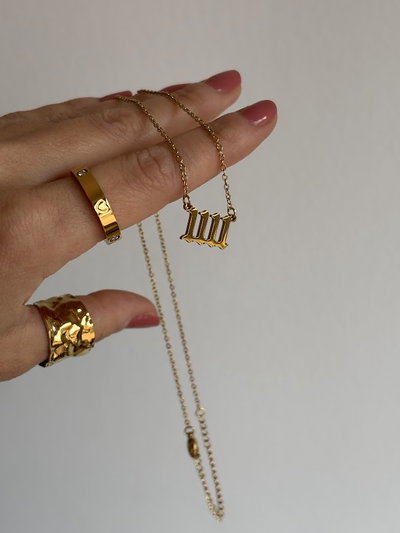 Collar magic 11:11