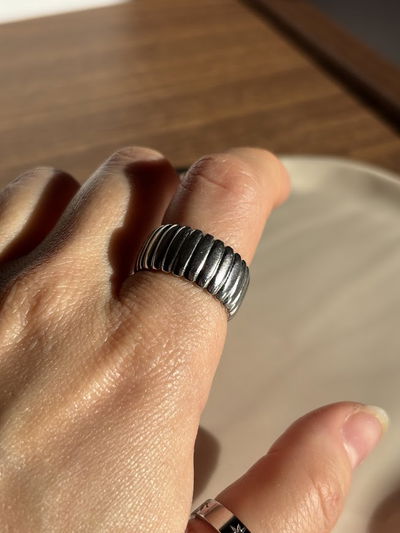 Anillo Bolt