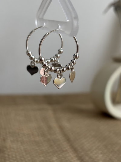 Argollas bolitas y corazones