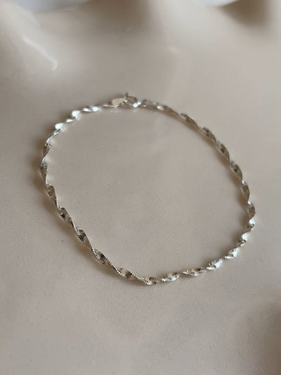 Pulsera torzada de plata