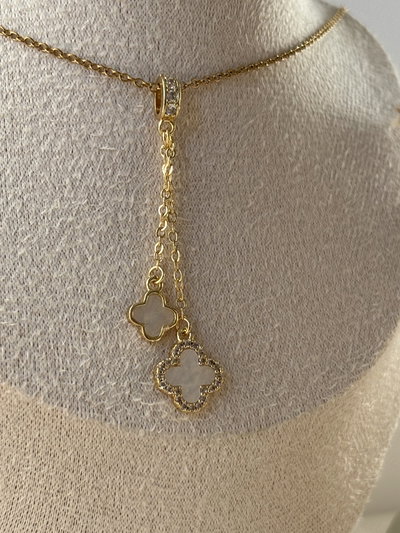 Collar doble trébol