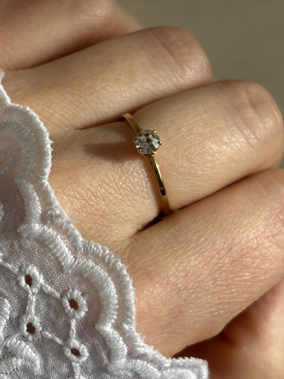 Anillo Matilda