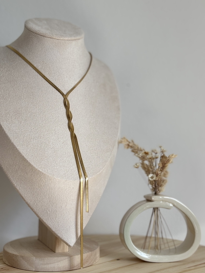 Collar trenzado