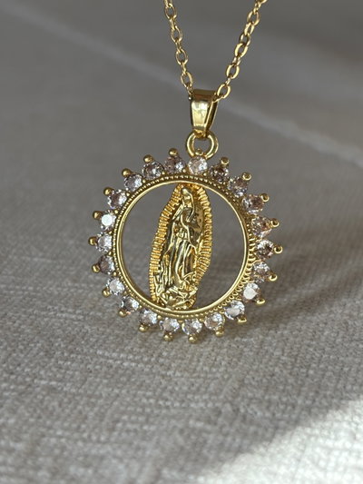 Collar Virgencita de Guadalupe gold