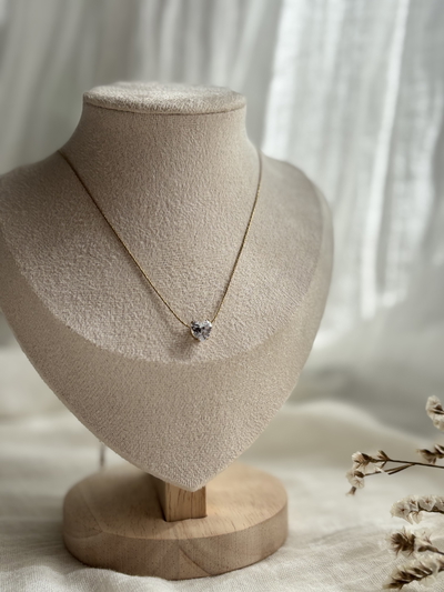 Collar Corina