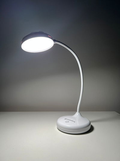 Velador Recargable Cuello Flexible UsbC 20 leds Probatery