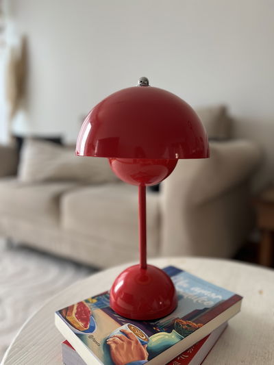 Lámpara LED Inalámbrica de Hierro Semicircular Doble Rojo