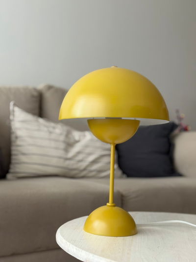 Velador Flowerpot Mostaza Luz Mesa