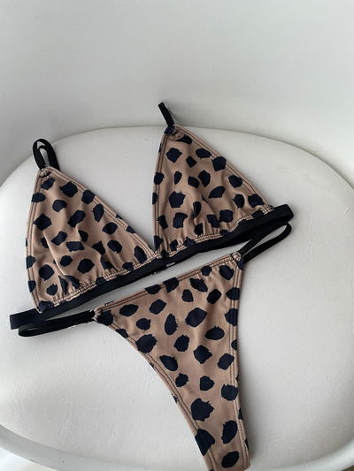 CONJUNTO SIMONA