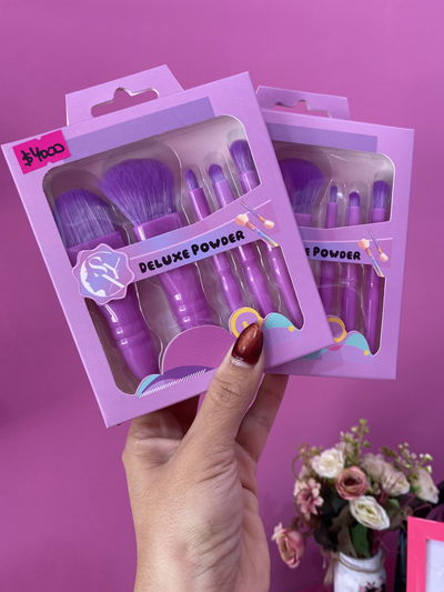 SET DE BROCHAS LILAS 