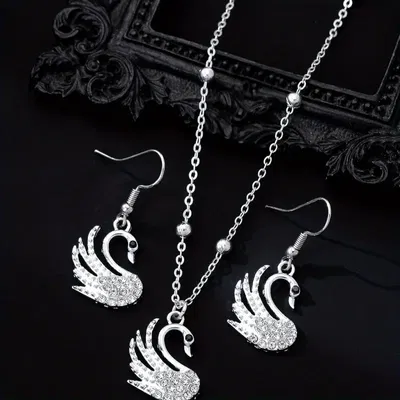 Conjunto Daiana Cisne con Zircones – Baño de Rodio