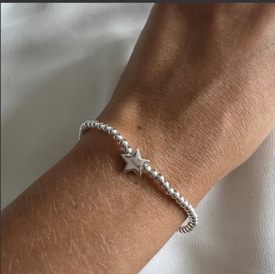 PULSERA PLATA LISA BOLITAS Y ESTRELLA