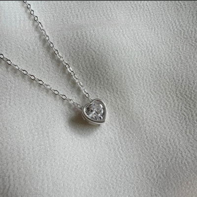 COLLAR PLATA CORAZON ZIRCON