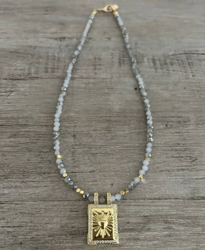 COLLAR GREEK