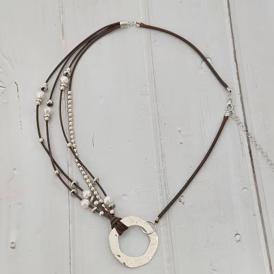 Collar Cuero Bohemio
