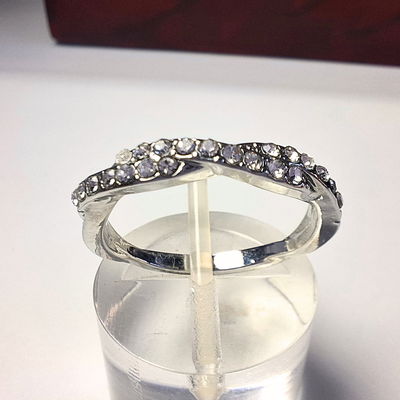 Anillo Daisy Plata 925 con Zircon Engarzado