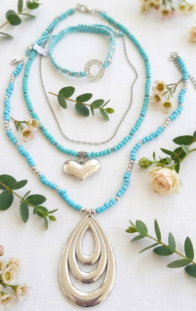 Collares Cristales y Mostacillas Lua Joyas