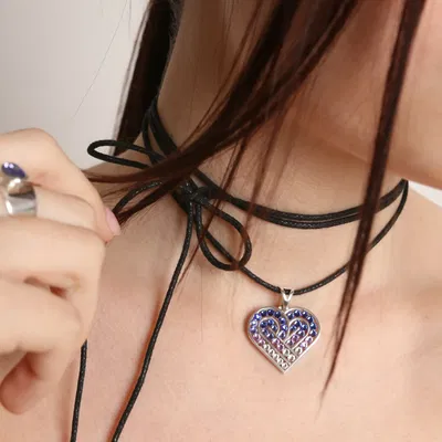 COLLAR MAGIC HEART CON CORDÓN Y DIJE – Plata 925 con Cristales Autenticos de Austria®
