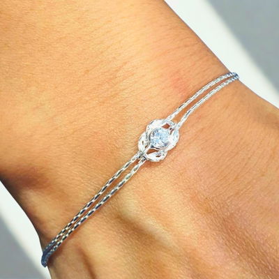 PULSERA DOBLE NUDO – Plata 925 con Zircon central