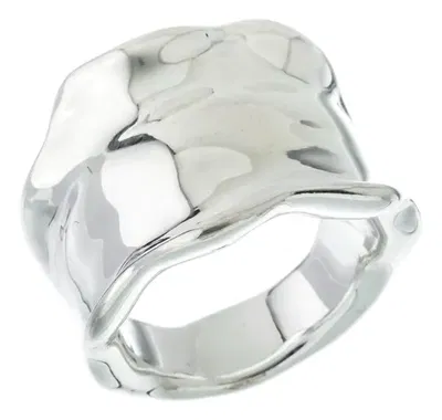 ANILLO CINTA ONDULADO – Plata 925 estilo moderno