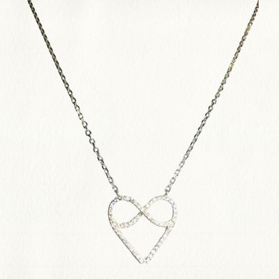 COLLAR CORAZÓN INFINITO – Plata 925 Rodinada con Cristales Micropavée