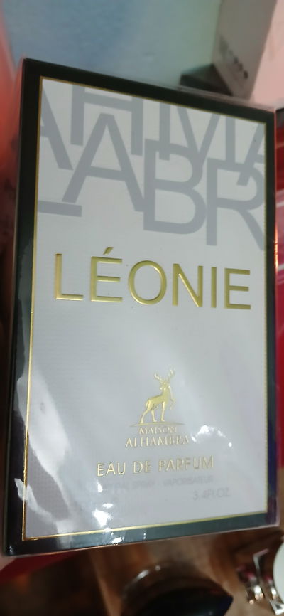 Leonie x100ml dupe de Libre de YSL