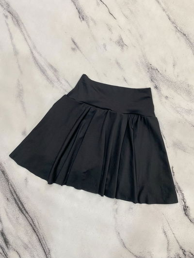 Short Pollera Acampanado Negro