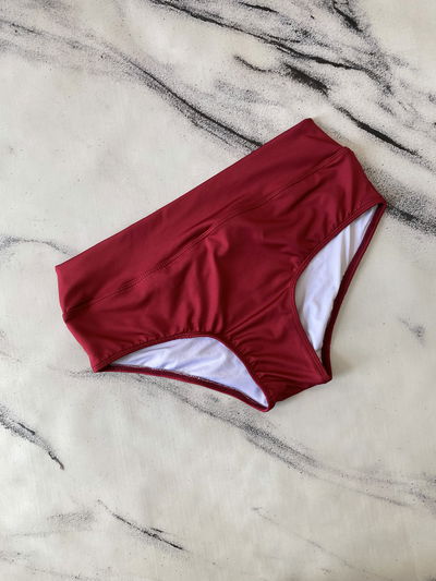 Vedetina Tiro Alto Bordo