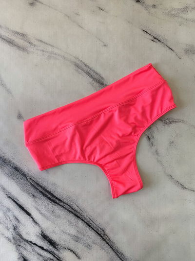 Less Tiro Alto Rosa Fluor