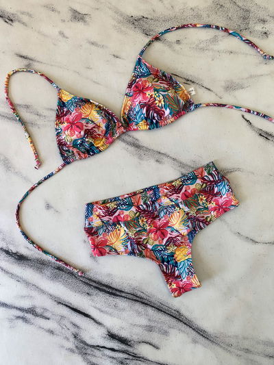 Bikini Tiro Alto Less Bombay Silvestre