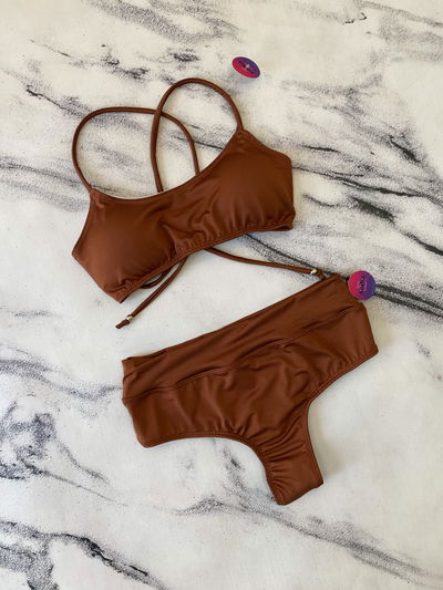 Bikini Tiro Alto Less Aruba Chocolate