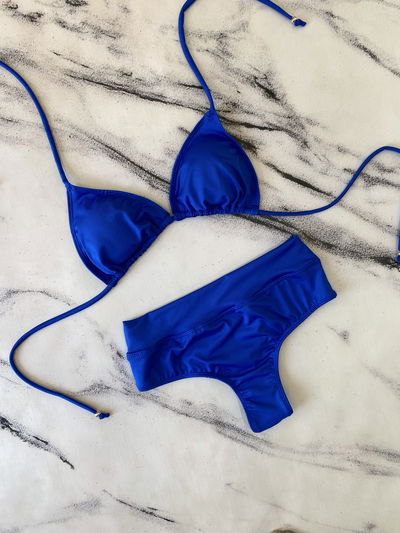 Bikini Tiro Alto Less Bombay Azul Francia