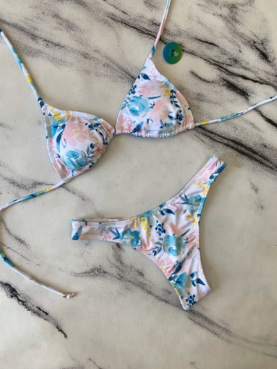 Bikini Less Rio Flores