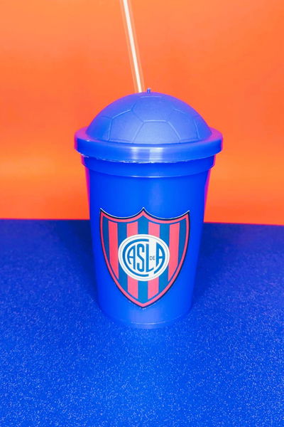 Vaso de plástico tapa pelota 300cc