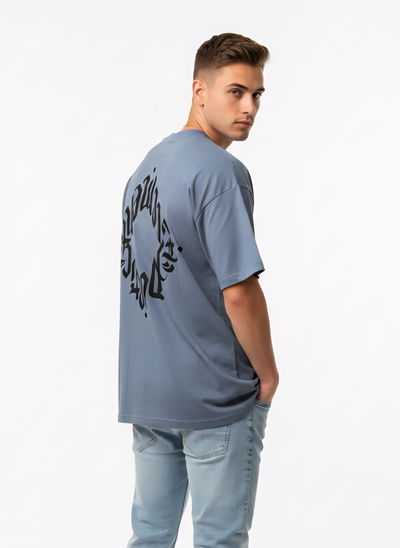 Remera oversize poetics elements