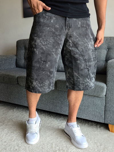Bermuda Jean baggy camuflada negra