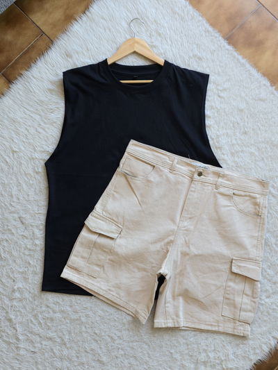 Musculosa + Bermuda cargo beige