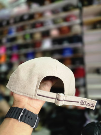 Gorra plana Black company regulable