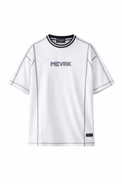 Remera Mevak bordadas premium