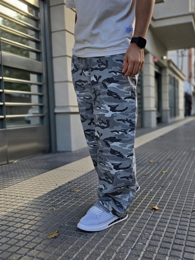 Baggy camuflado gris