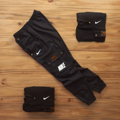 JOGGER CARGO NIKE NEGRO BENGALINA