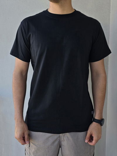 Remera corte clásico lisa